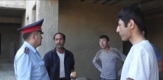 Полиция и общественники помогают трудовым мигрантам легализоваться
