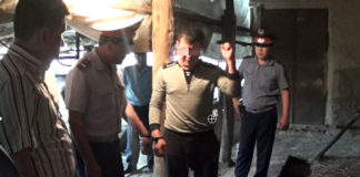 Молодой мужчина зарубил топором жену и сестру в ЮКО