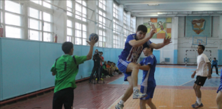 Шымкентцы стали призерами Кубка «Челенджер Тропи» и чемпионата РК по гандболу Тренировка гандболистов, после пятого тура чемпионата Казахстана