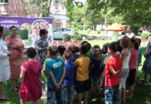 «Асыл арман» навестил сирот шымкентского дома ребенка №3 Сотрудники компании "Асыл Арман" объясняли детям как беречь здоровье смолоду