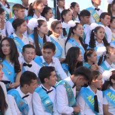В ЮКО в этом году заканчивают школу около 34 тысяч учащихся Выпускники средней школы