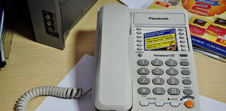 Есть куда звонить о фактах коррупции