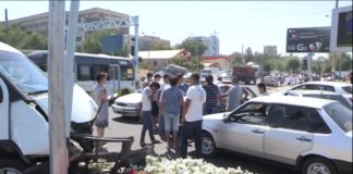 В Шымкенте произошло массовое ДТП В ДТП приняли участие сразу 5 автомобилей