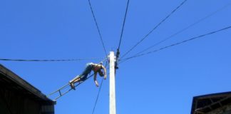 В Шымкенте мужчину убило током