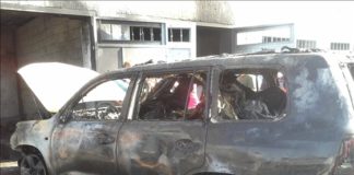 В шымкентском автосервисе дотла выгорела дорогая иномарка