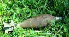 Строители в Шымкенте наткнулись на мину Мина 82 мм