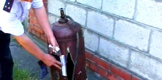 Молодая девушка пострадала при взрыве газового баллона в Сайрамском районе Молодая девушка пострадала при взрыве газового баллона в Сайраме