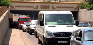 Дорожный коллапс в Шымкенте продлится почти до конца осени