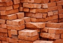 Дорогой кирпич: В Шымкенте установили признаки ценового сговора при его продаже Кирпич