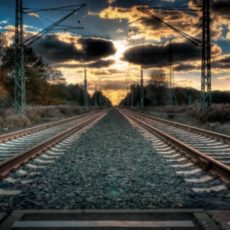 Поезд на смерть сбил человека в Туркестанской области