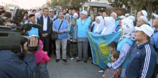 Верующие южноказахстанцы отправились совершить хадж в Мекку Паломники отправляются в хадж