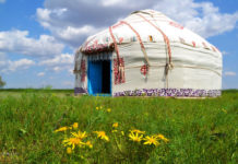 ЮНЕСКО включила казахский кюй и юрту в список культурного наследия человечества Казахская юрта