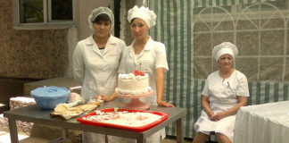 Более 100 школьников Шымкента решили связать свою жизнь с кухней День открытых дверей в кулинарном колледже № 6