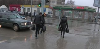 Штормовое предупреждение объявлено в ЮКО на 5 ноября