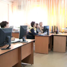 Курсы компьютерной грамотности для тех кому за 40 от Kaspi банка (PR) Курсы компьютерной грамотности для тех кому за 40 от Kaspi банка