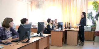 Курсы компьютерной грамотности для тех кому за 40 от Kaspi банка (PR) Курсы компьютерной грамотности для тех кому за 40 от Kaspi банка