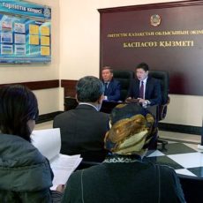 80 несчастных случаев произошло на предприятиях области в 2014 году Перед представителями СМИ отчитались руководители управлений по инспекции труда и внутренней политики