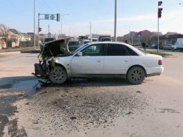 Авария с пострадавшими произошла на углу улиц Аргынбекова и Байтурсынова