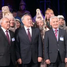 Глава государства посетил новые объекты в деловом центре Шымкента