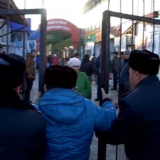 Полиция Шымкента вышла на борьбу с нелегалами Полиция Шымкента вышла на борьбу с нелегалами