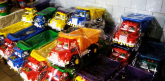 Современные и безопасные игрушки теперь делают в Шымкенте В итоге, через 5 минут после отлития и сборки, машина готова