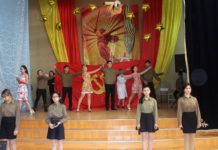 Вехи великой Победы В гимназии № 8 прошло торжественное мероприятие посвященное дате полного освобождения Города-Героя Ленинграда от фашистской блокады