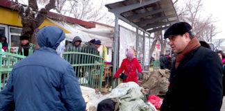 В Шымкенте снова начали борьбу со стихийной торговлей