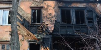 А потом гремят взрывы