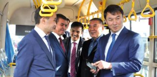 Шымкентцы стали чаще обращаться к главе города через интернет