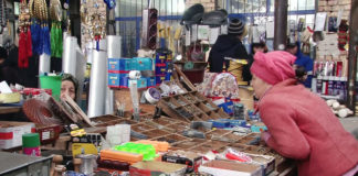 В Туркестане незаконной торговле объявлена война Базар в Туркестане