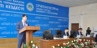 О темпах роста экономики и благосостояния горожан отчитался аким Шымкента Отчетная встреча акима города с населением Шымкента