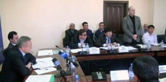 За сохранение аквапарка «Дельфин» борются предприниматели Совет по защите бизнеса ЮКО провел очередное заседание