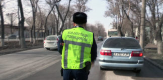 Ради искоренения коррупции, в МВД РК готовы уволить всех полицейских Специалисты управления исполнения судебных актов и прокуратуры Енбекшинского района совместно с сотрудниками дорожно-патрульной полиции провели рейд на городских дорогах по неплательщикам штрафов