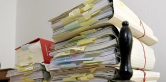 Бывший судоисполнитель из ЮКО оштрафован на 2 млн. тенге