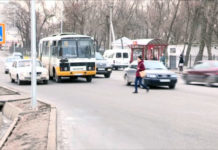 Переходить дорогу возле ЦОНа №1 станет безопасно только в апреле Переходить дорогу возле областного ЦОНа станет безопасно только в апреле