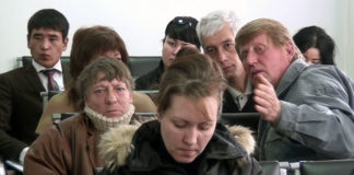 Отец убитого мальчика считает, что у преступника был сообщник В Шымкенте вынесен приговор за зверское убийство трехлетнего ребенка