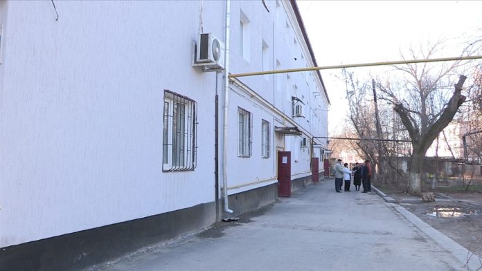 Модернизация многоэтажки в Шымкенте стала для жильцов проблемой