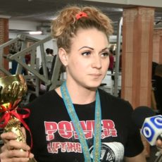 Отличные результаты продемонстрировали шымкентские пауэрлифтеры на чемпионате страны Два мировых рекорда у Шымкентских тяжелоатлетов