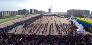 Как Шымкент праздновал Наурыз Шымкент празднует Наурыз в новом административном центре