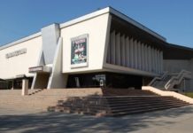 Пар от теплотрассы в Шымкенте горожане приняли за пожар