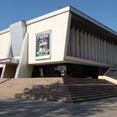 Пар от теплотрассы в Шымкенте горожане приняли за пожар