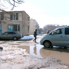 Явные проблемы жителей 1 микрорайона города Ленгера не видят в акимате Явные проблемы жителей 1 микрорайона города Ленгера не видят в акимате