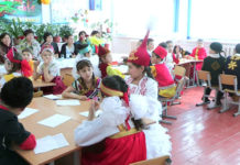 Школьники разных национальностей за мир и дружбу! Школьники разных национальностей за мир и дружбу между народом