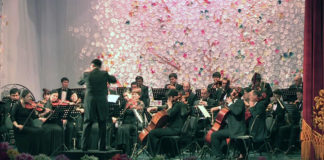 Звезды классической музыки играли для ветеранов Звезды классической музыки играют для ветеранов