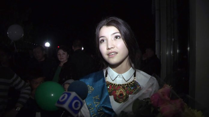 Девушка из Шымкента стала победительницей республиканского конкурса красоты