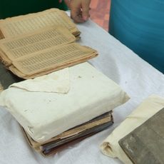 В библиотеке «Отырар» отметили Всемирный день книг и авторского права Сейчас сотрудники готовятся к открытию уникального фонда редких книг