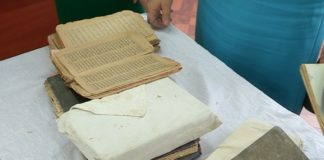 В библиотеке «Отырар» отметили Всемирный день книг и авторского права Сейчас сотрудники готовятся к открытию уникального фонда редких книг