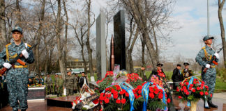 В Шымкенте открыли памятник солдатам, погибшим в Пшихаврском ущелье В Шымкенте открыли памятник солдатам погибшим в Пшихаврском ущелье