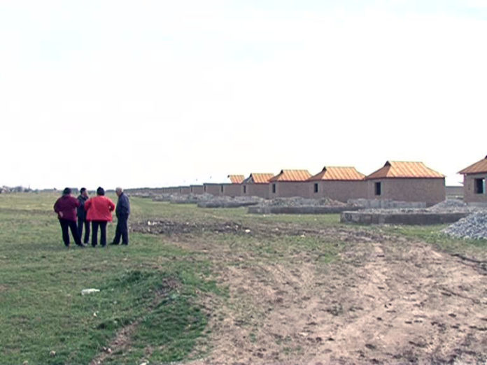 Жители села Аксукент начали борьбу за свои сотки