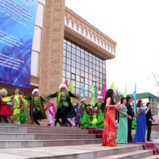 В Шымкенте начался фестиваль национального творчества В Шымкенте начался фестиваль национального творчества